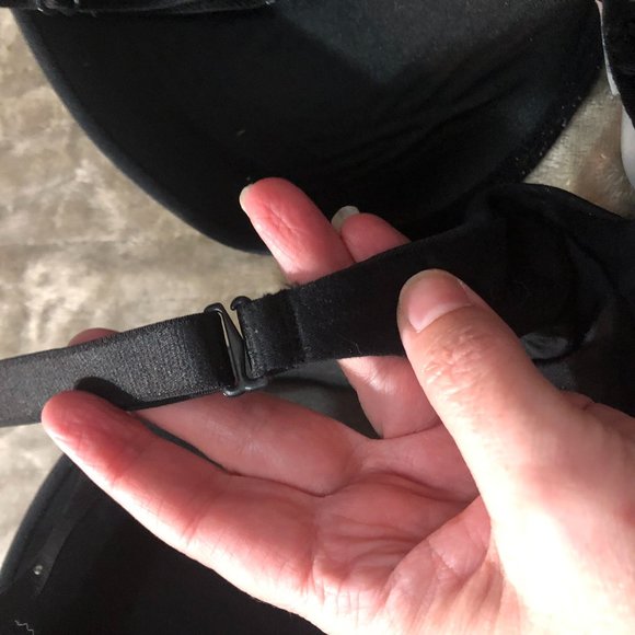 Size 40C Deese "Temptress" black plunge bra - Picture 6 of 15